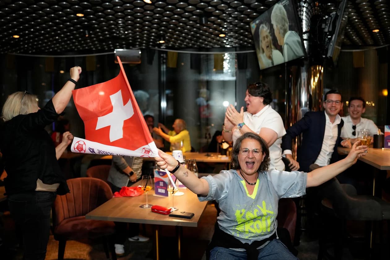 Adrienne_Krysl_FIFA00040