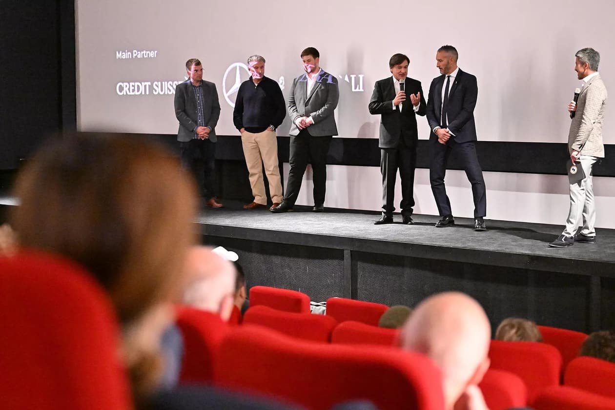 slide carousel image