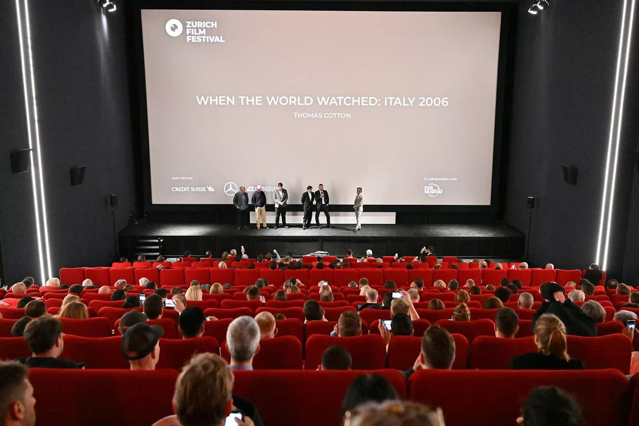 slide carousel image