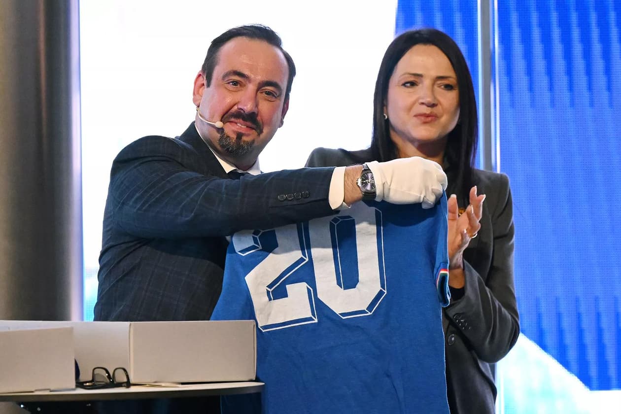 slide carousel image