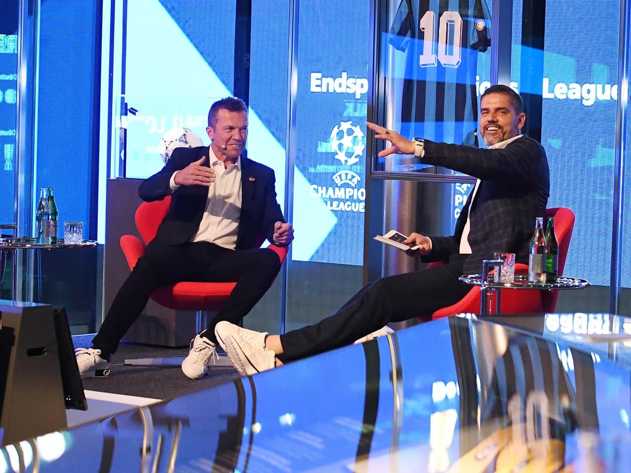 slide carousel image